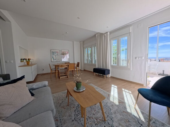 Jakob   Aguamarina 01